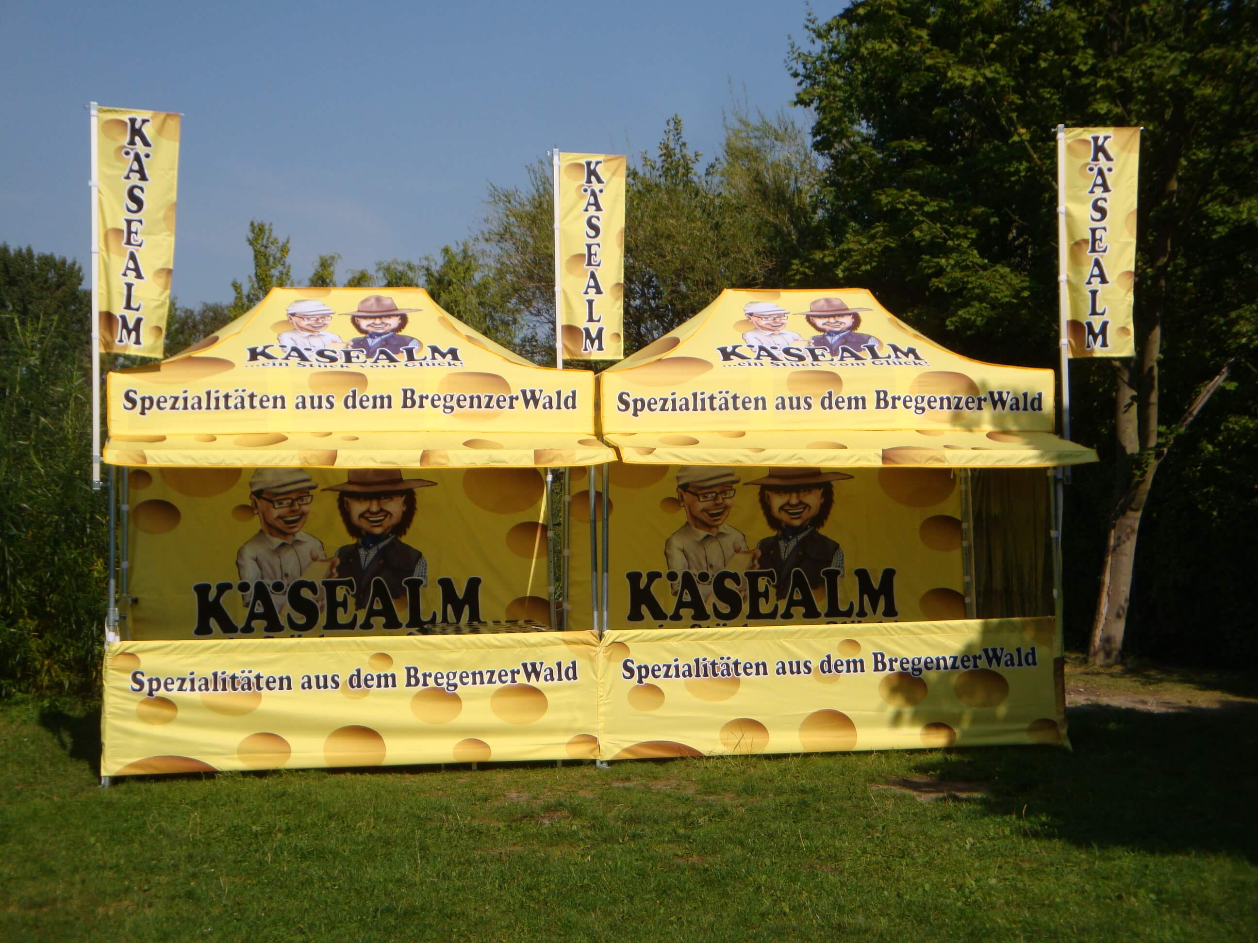 Faltzelt Verkauf, Beplanung bedruckt mit Vordach